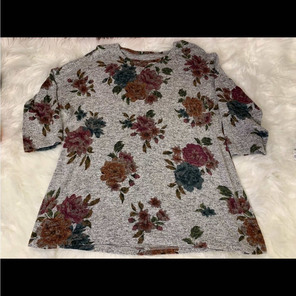 Torrid half sleeve shirt size 0
